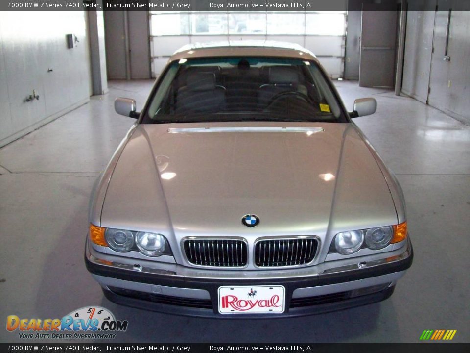 2000 BMW 7 Series 740iL Sedan Titanium Silver Metallic / Grey Photo #2