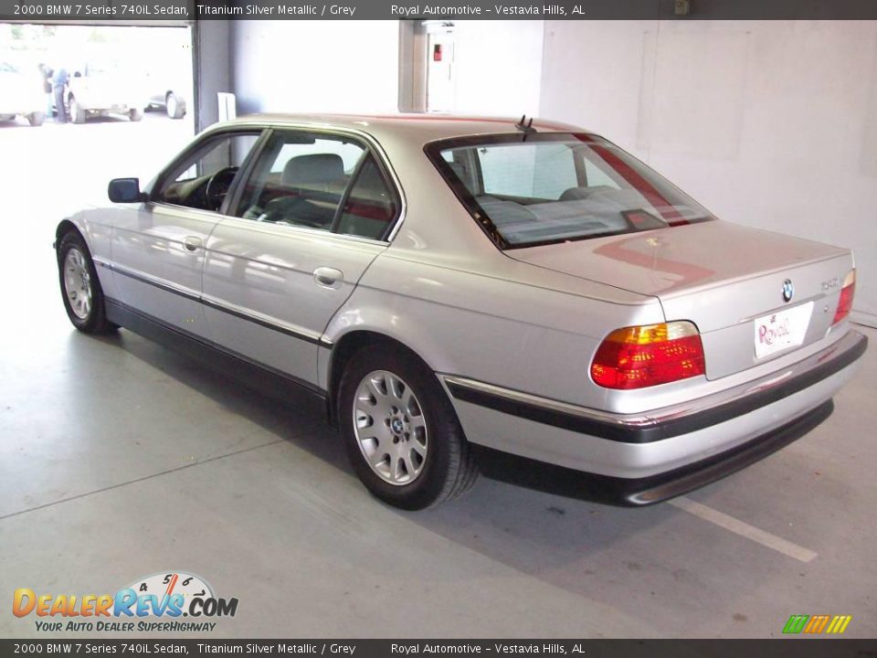 2000 BMW 7 Series 740iL Sedan Titanium Silver Metallic / Grey Photo #4