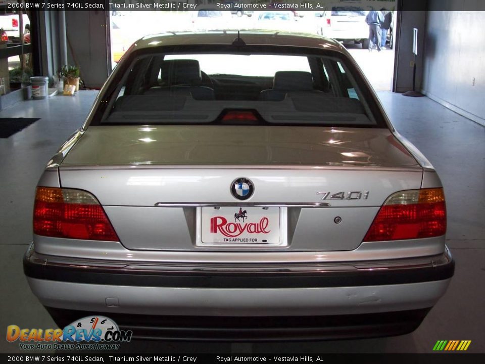 2000 BMW 7 Series 740iL Sedan Titanium Silver Metallic / Grey Photo #5