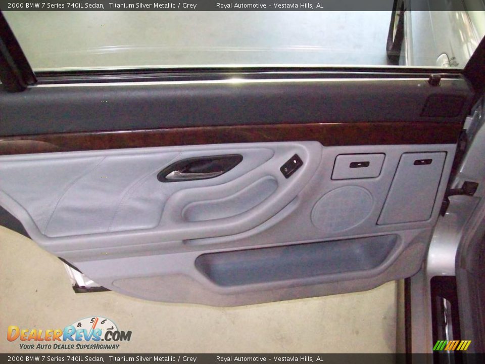 2000 BMW 7 Series 740iL Sedan Titanium Silver Metallic / Grey Photo #20