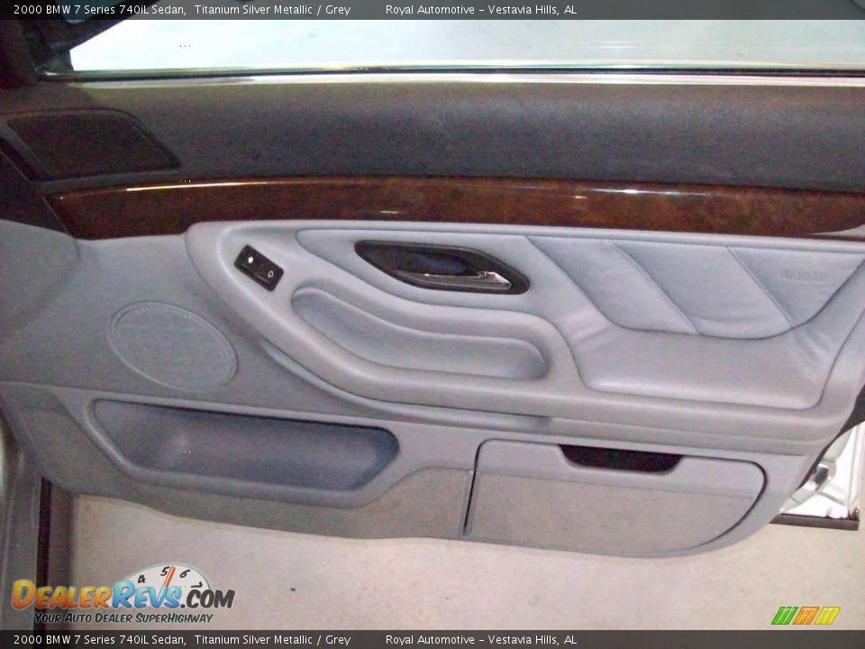 2000 BMW 7 Series 740iL Sedan Titanium Silver Metallic / Grey Photo #27