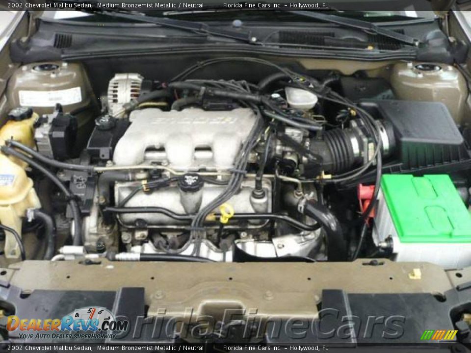 2002 Chevrolet Malibu Sedan Medium Bronzemist Metallic / Neutral Photo #9