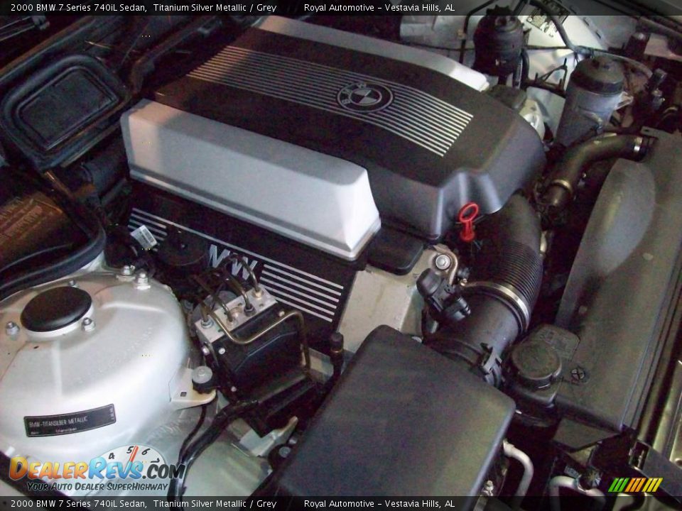 2000 BMW 7 Series 740iL Sedan Titanium Silver Metallic / Grey Photo #32