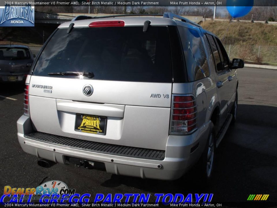 2004 Mercury Mountaineer V8 Premier AWD Silver Birch Metallic / Medium Dark Parchment Photo #7