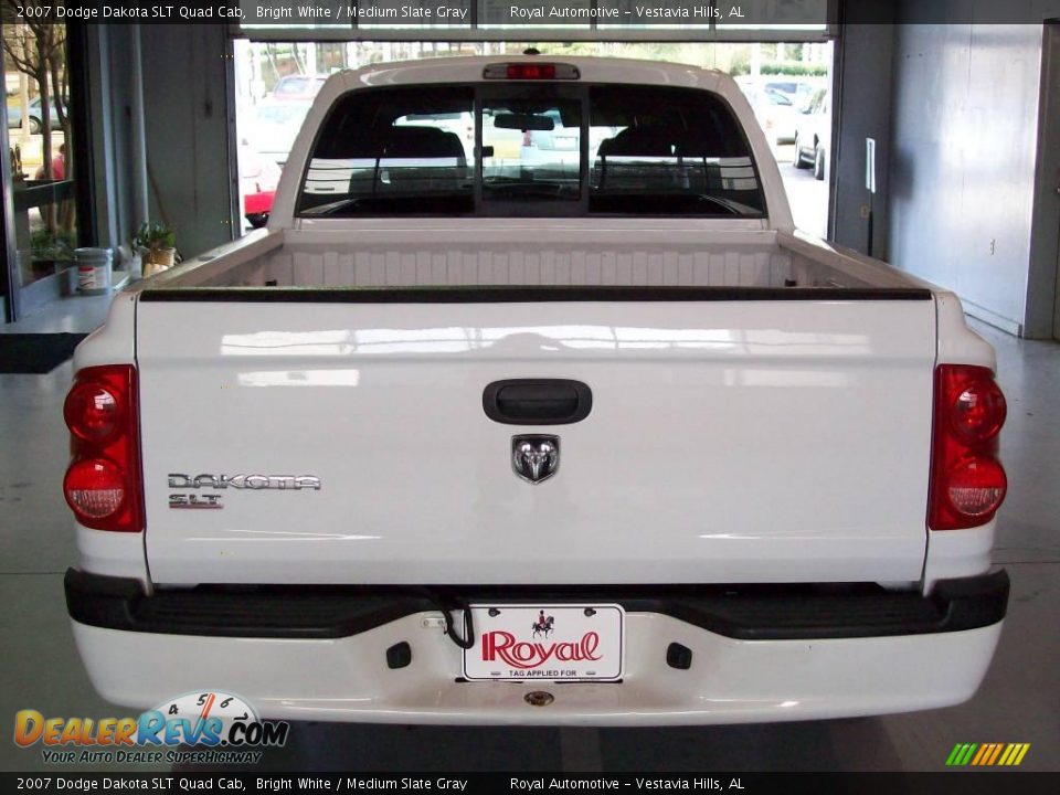 2007 Dodge Dakota SLT Quad Cab Bright White / Medium Slate Gray Photo #5