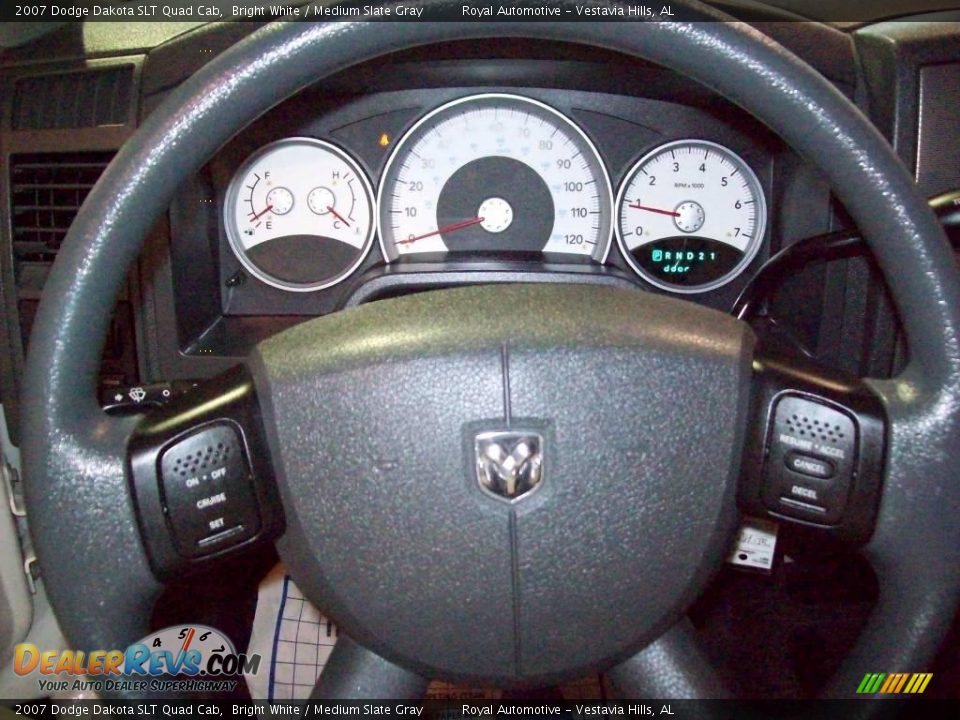 2007 Dodge Dakota SLT Quad Cab Bright White / Medium Slate Gray Photo #14