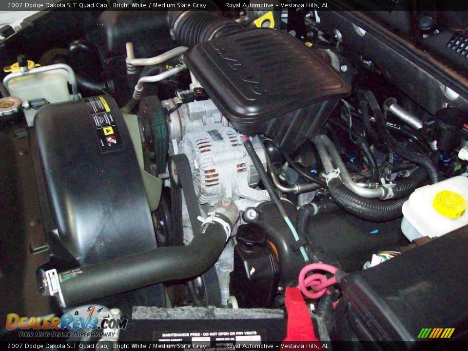 2007 Dodge Dakota SLT Quad Cab Bright White / Medium Slate Gray Photo #29