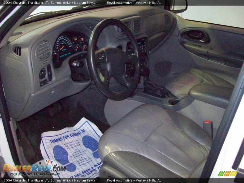2004 Chevrolet TrailBlazer LT Summit White / Medium Pewter Photo #12