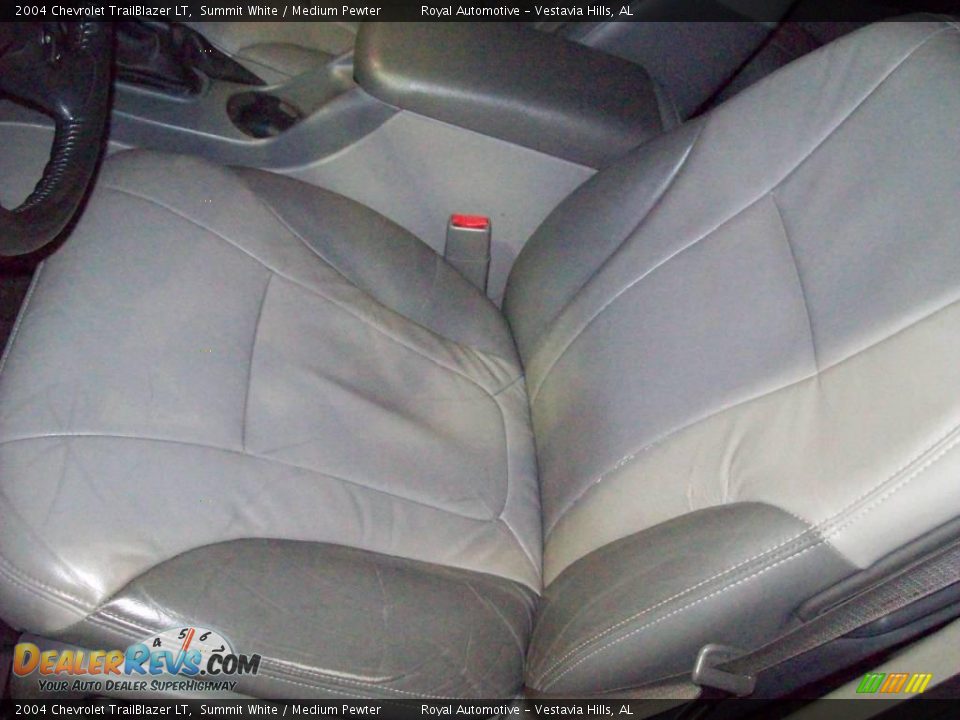 2004 Chevrolet TrailBlazer LT Summit White / Medium Pewter Photo #13