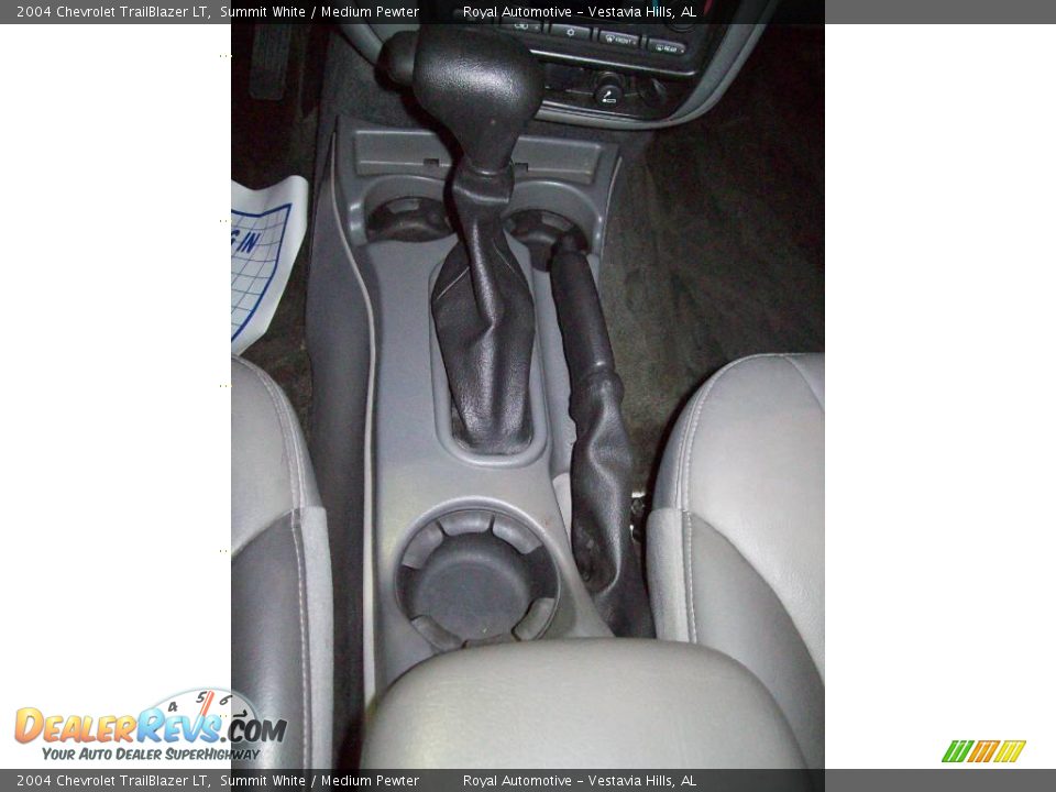 2004 Chevrolet TrailBlazer LT Summit White / Medium Pewter Photo #18