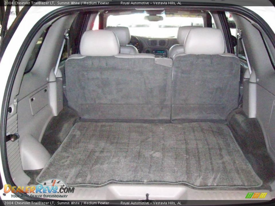 2004 Chevrolet TrailBlazer LT Summit White / Medium Pewter Photo #23