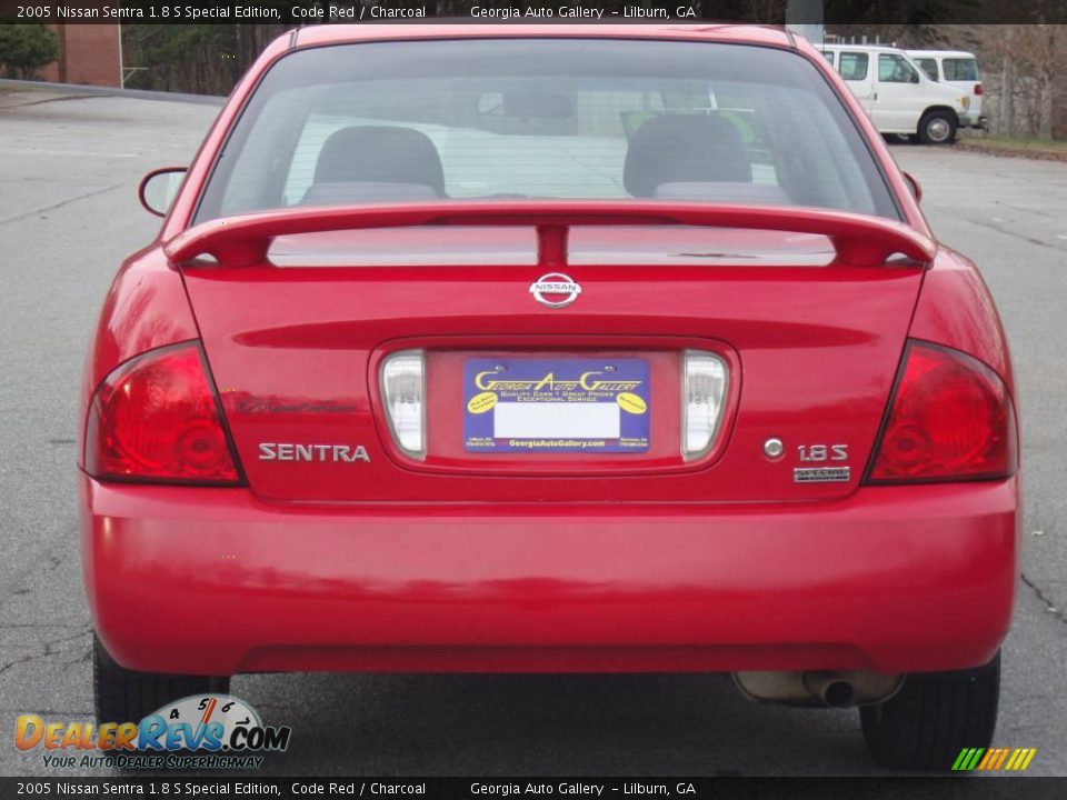 2005 Nissan Sentra 1.8 S Special Edition Code Red / Charcoal Photo #8
