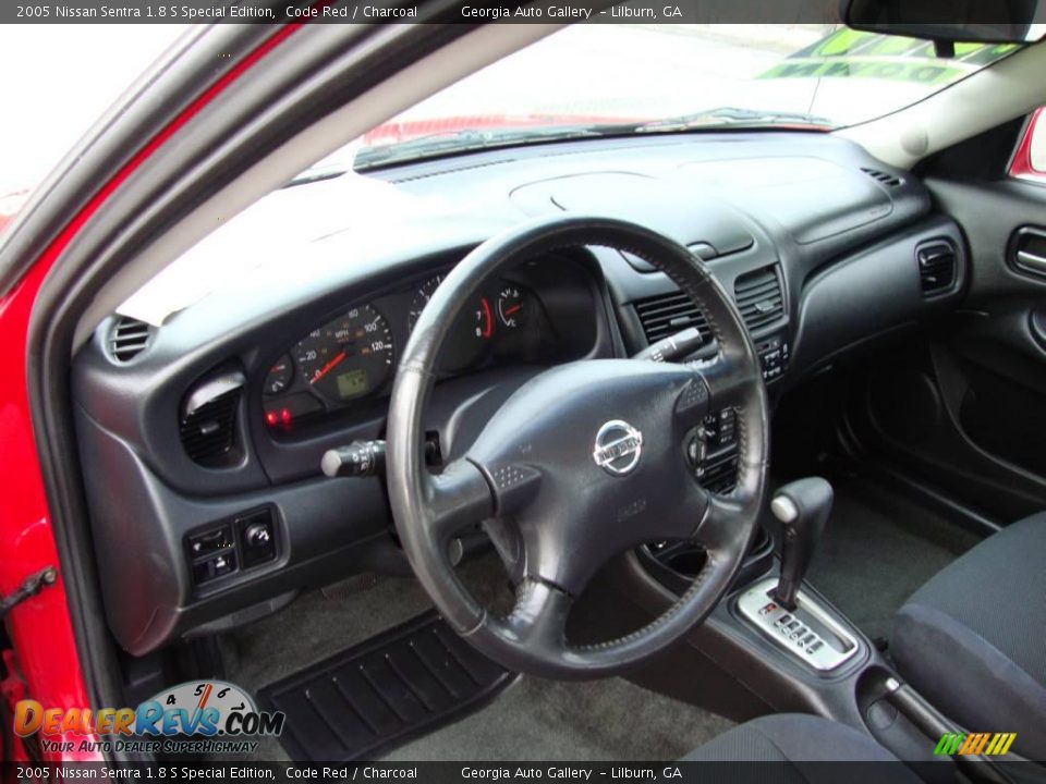 2005 Nissan Sentra 1.8 S Special Edition Code Red / Charcoal Photo #10