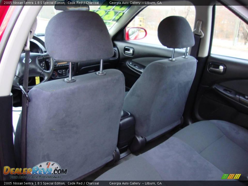 2005 Nissan Sentra 1.8 S Special Edition Code Red / Charcoal Photo #16