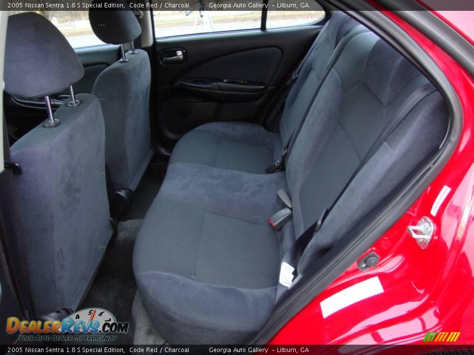2005 Nissan Sentra 1.8 S Special Edition Code Red / Charcoal Photo #18