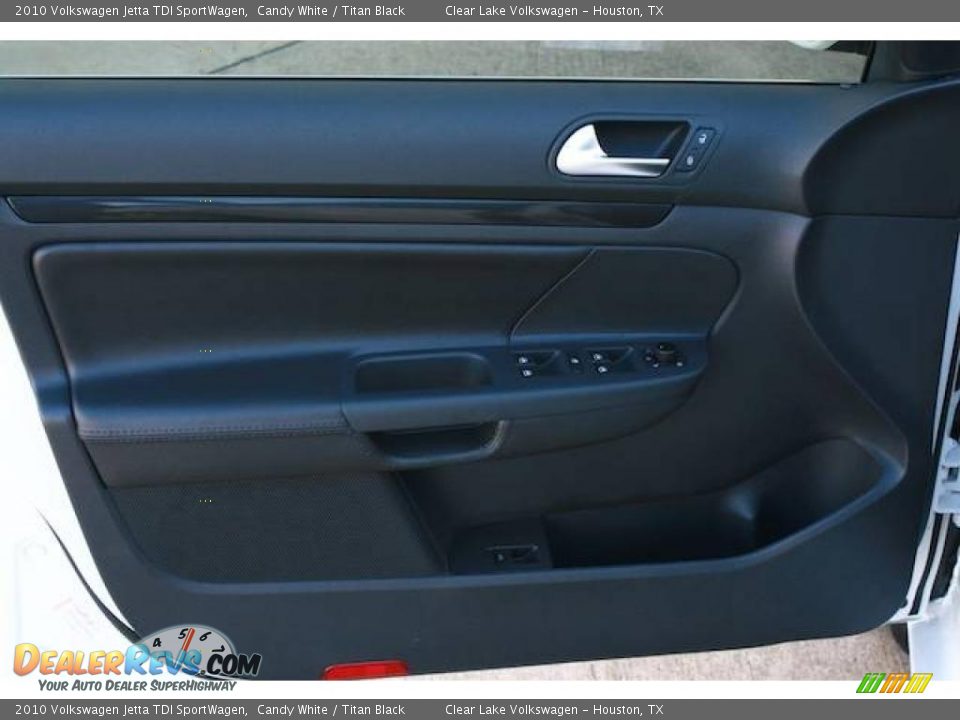2010 Volkswagen Jetta TDI SportWagen Candy White / Titan Black Photo #10
