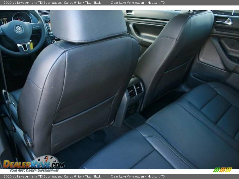 2010 Volkswagen Jetta TDI SportWagen Candy White / Titan Black Photo #15