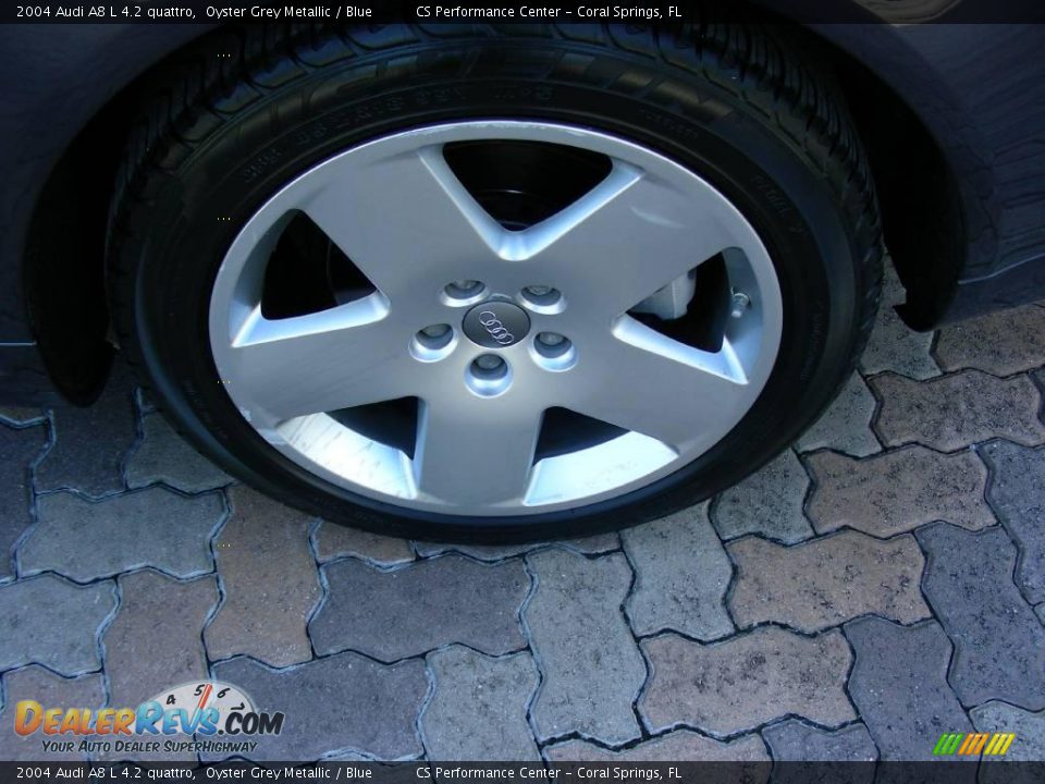 2004 Audi A8 L 4.2 quattro Oyster Grey Metallic / Blue Photo #32