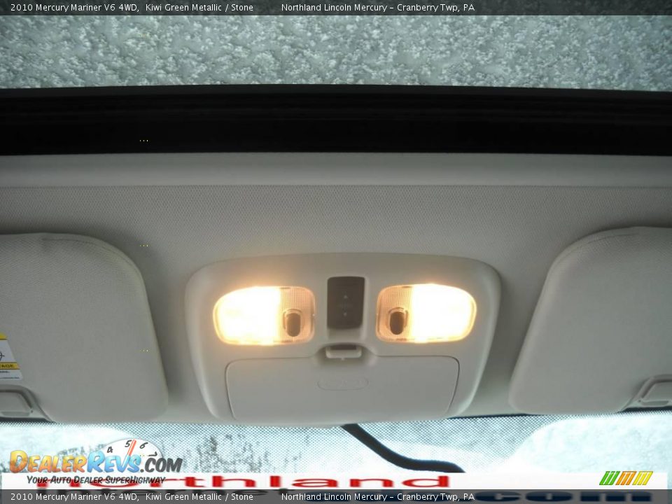 2010 Mercury Mariner V6 4WD Kiwi Green Metallic / Stone Photo #17