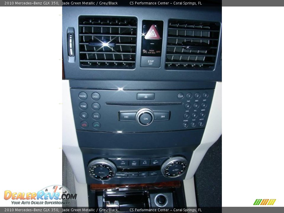 2010 Mercedes-Benz GLK 350 Jade Green Metallic / Grey/Black Photo #21