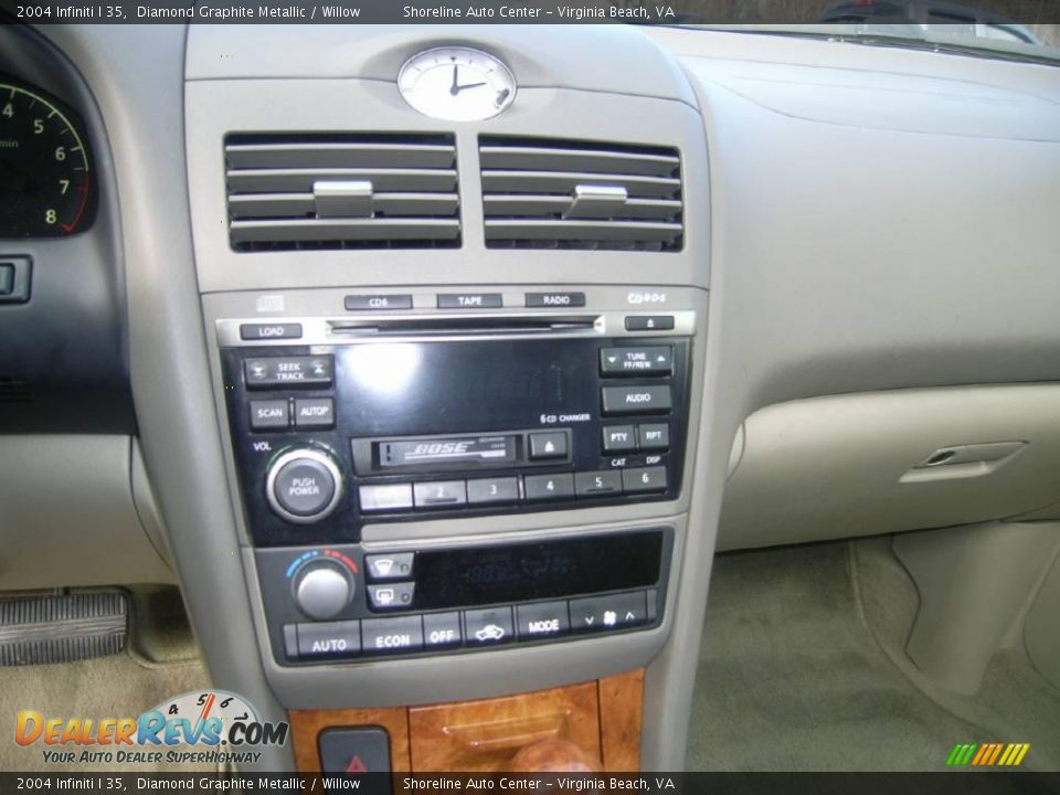 2004 Infiniti I 35 Diamond Graphite Metallic / Willow Photo #17