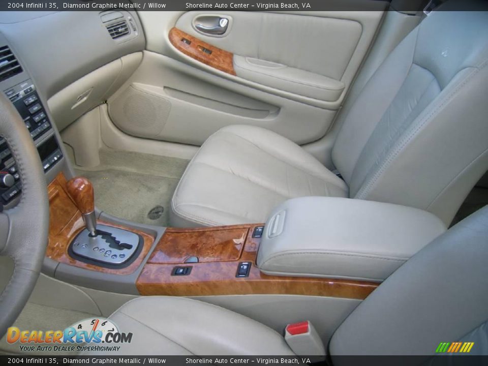 2004 Infiniti I 35 Diamond Graphite Metallic / Willow Photo #23