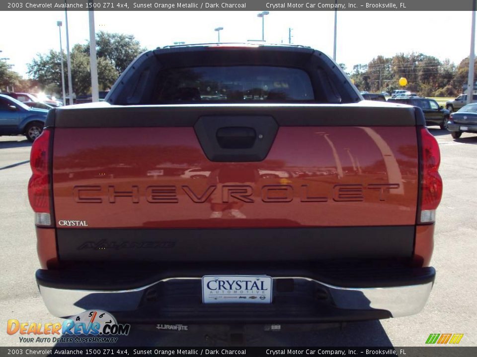 2003 Chevrolet Avalanche 1500 Z71 4x4 Sunset Orange Metallic / Dark Charcoal Photo #7