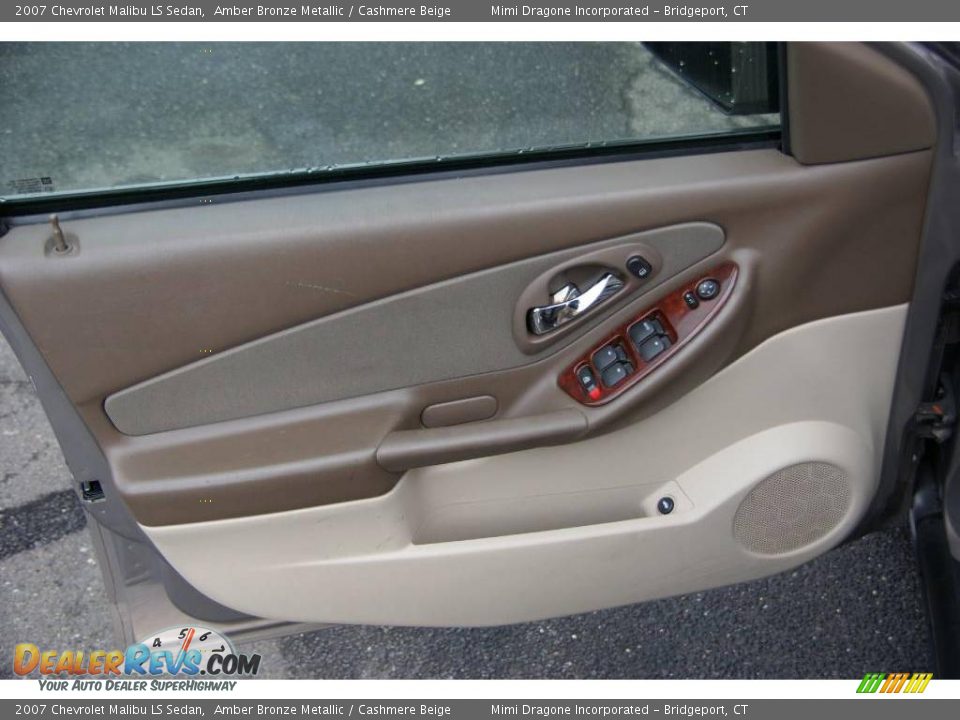 2007 Chevrolet Malibu LS Sedan Amber Bronze Metallic / Cashmere Beige Photo #12