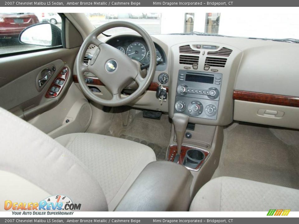 2007 Chevrolet Malibu LS Sedan Amber Bronze Metallic / Cashmere Beige Photo #16