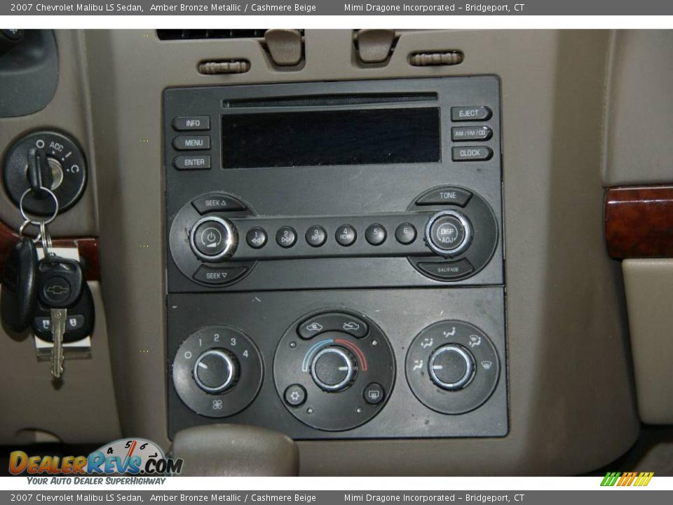 2007 Chevrolet Malibu LS Sedan Amber Bronze Metallic / Cashmere Beige Photo #18
