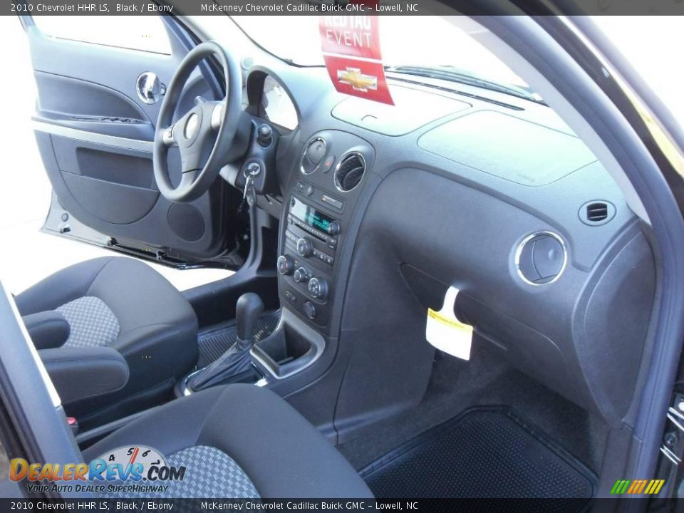 2010 Chevrolet HHR LS Black / Ebony Photo #16