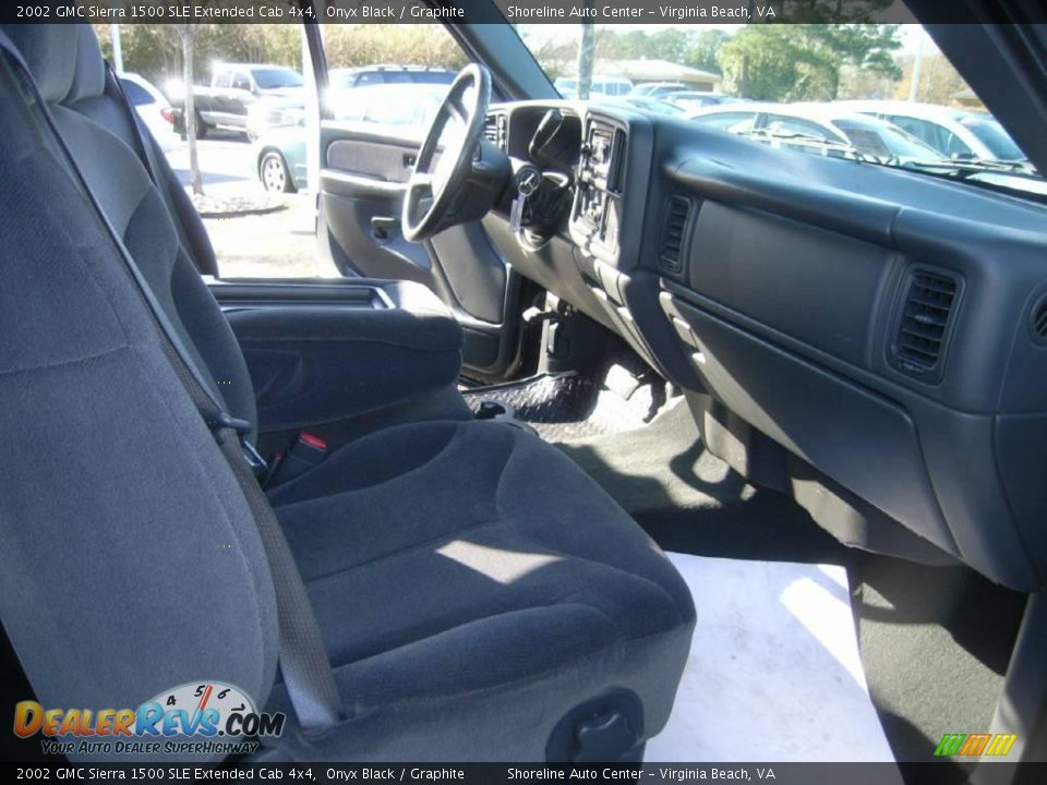 2002 GMC Sierra 1500 SLE Extended Cab 4x4 Onyx Black / Graphite Photo #14