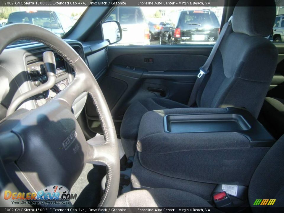 2002 GMC Sierra 1500 SLE Extended Cab 4x4 Onyx Black / Graphite Photo #17