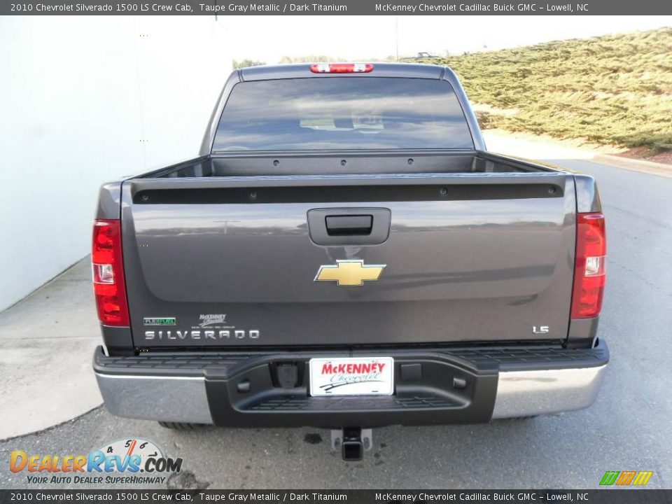 2010 Chevrolet Silverado 1500 LS Crew Cab Taupe Gray Metallic / Dark Titanium Photo #3