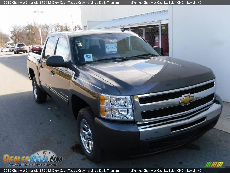 2010 Chevrolet Silverado 1500 LS Crew Cab Taupe Gray Metallic / Dark Titanium Photo #6