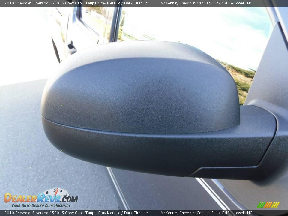 2010 Chevrolet Silverado 1500 LS Crew Cab Taupe Gray Metallic / Dark Titanium Photo #18