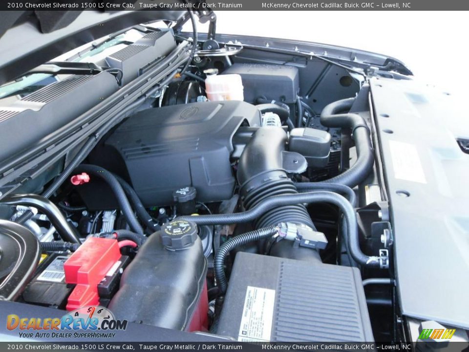 2010 Chevrolet Silverado 1500 LS Crew Cab Taupe Gray Metallic / Dark Titanium Photo #19