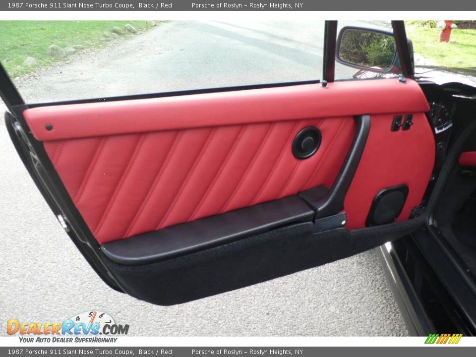 Door Panel of 1987 Porsche 911 Slant Nose Turbo Coupe Photo #19