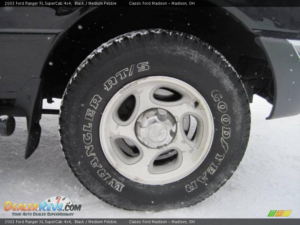 2003 Ford Ranger XL SuperCab 4x4 Black / Medium Pebble Photo #10