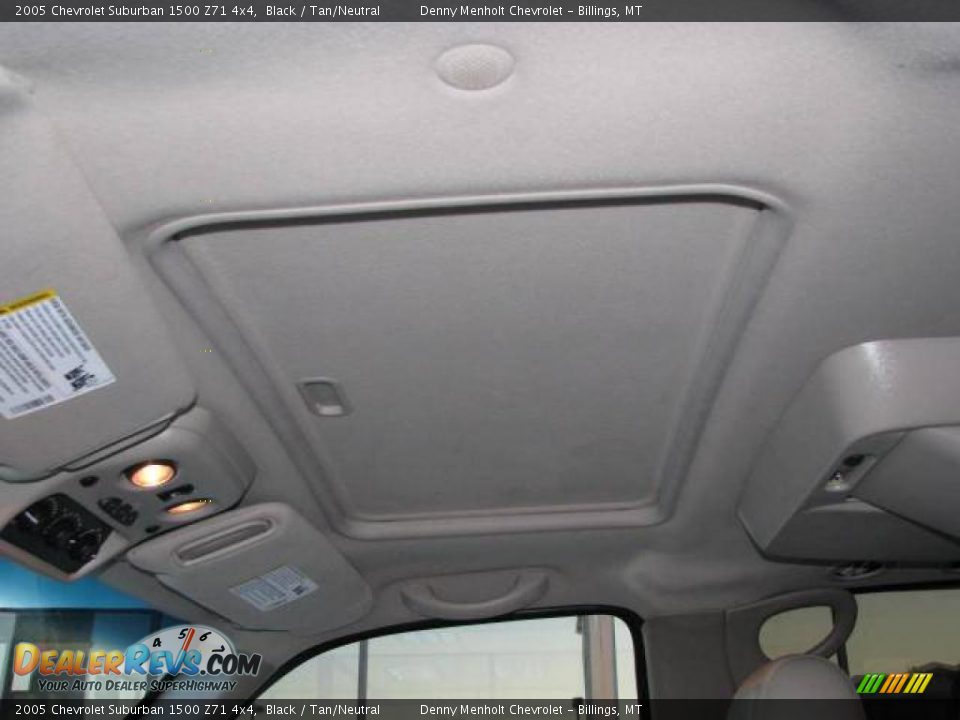 2005 Chevrolet Suburban 1500 Z71 4x4 Black / Tan/Neutral Photo #13