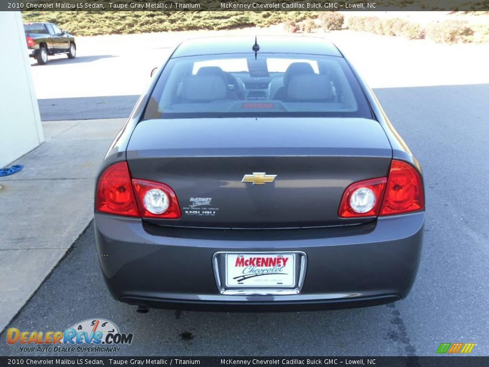 2010 Chevrolet Malibu LS Sedan Taupe Gray Metallic / Titanium Photo #3