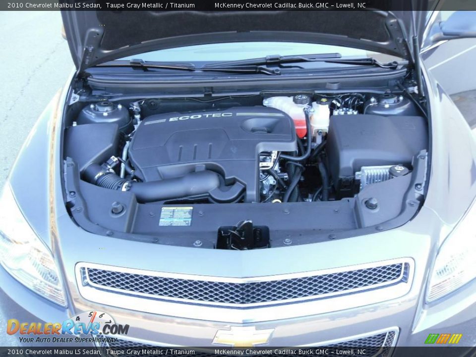 2010 Chevrolet Malibu LS Sedan Taupe Gray Metallic / Titanium Photo #20
