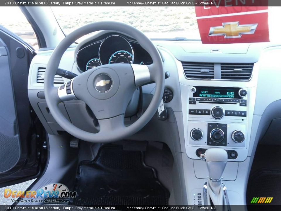 2010 Chevrolet Malibu LS Sedan Taupe Gray Metallic / Titanium Photo #22