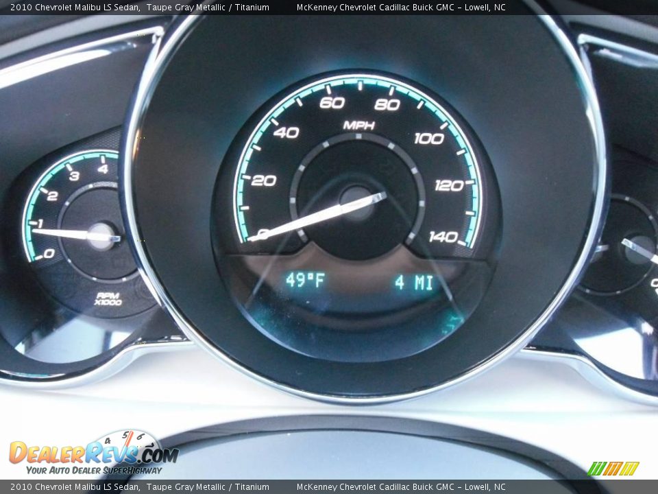 2010 Chevrolet Malibu LS Sedan Taupe Gray Metallic / Titanium Photo #25