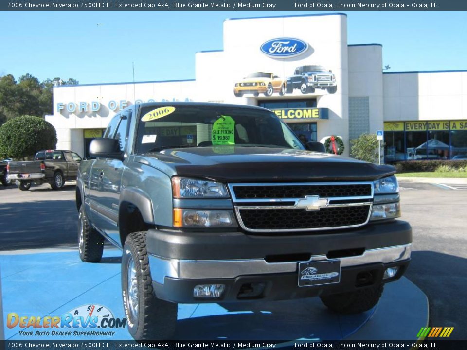 2006 Chevrolet Silverado 2500HD LT Extended Cab 4x4 Blue Granite Metallic / Medium Gray Photo #1