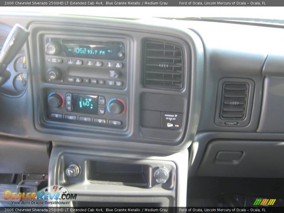 2006 Chevrolet Silverado 2500HD LT Extended Cab 4x4 Blue Granite Metallic / Medium Gray Photo #25