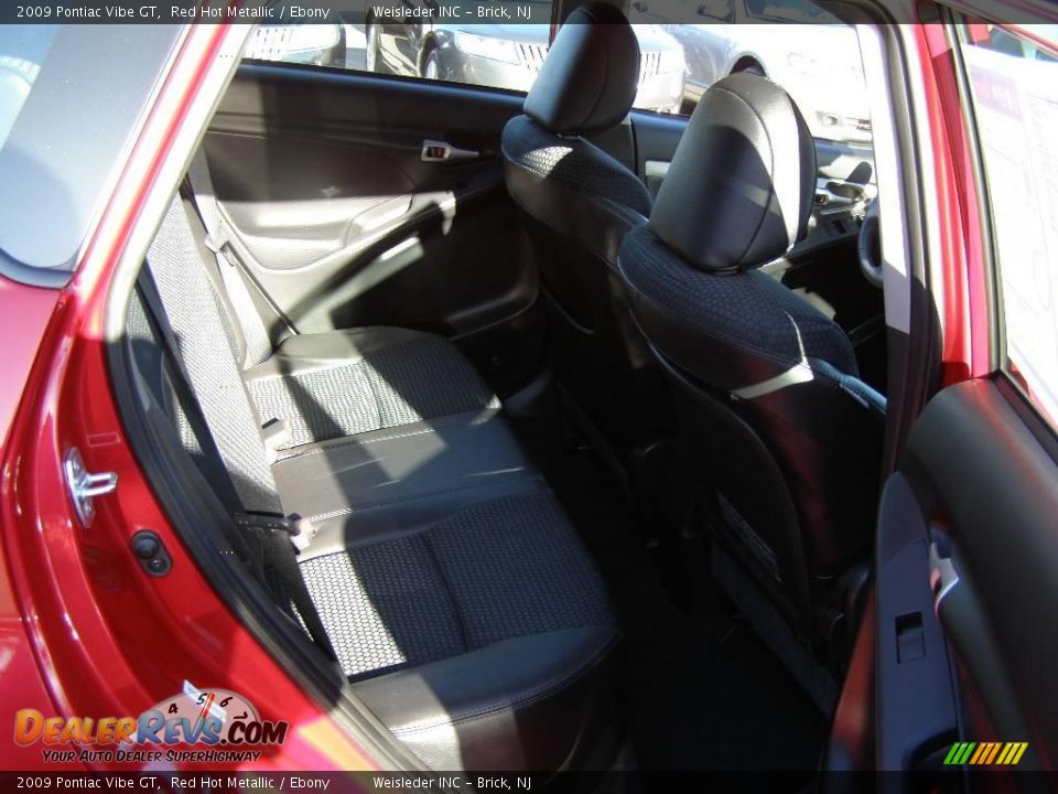 2009 Pontiac Vibe GT Red Hot Metallic / Ebony Photo #20