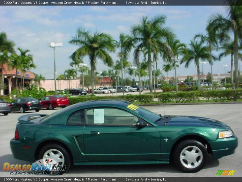Amazon Green Metallic 2000 Ford Mustang V6 Coupe Photo #2