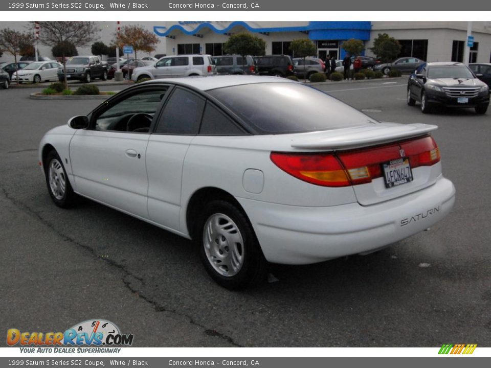1999 Saturn S Series SC2 Coupe White / Black Photo #5