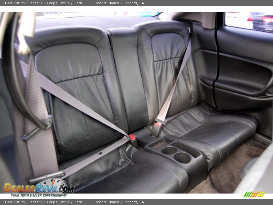 1999 Saturn S Series SC2 Coupe White / Black Photo #15